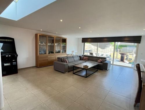                                         Eengezinswoning te koop in Gullegem, € 395.000
