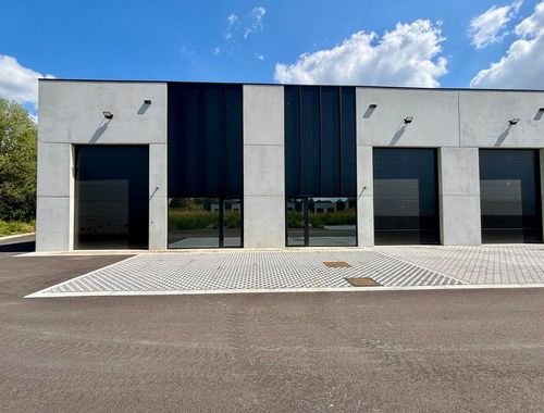                                         Bedrijfsgebouw te huur in Edingen, € 793,75
