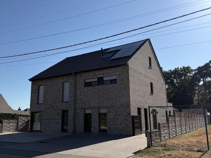 Maison à vendre
                    à 3582 Koersel