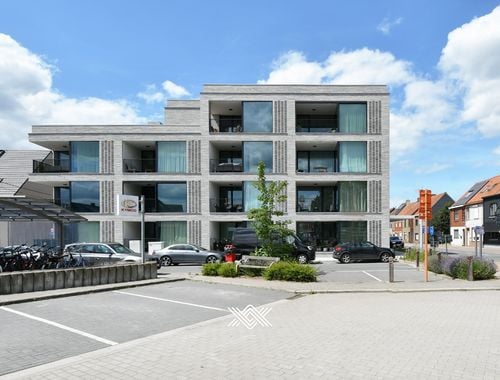                                         Appartement à louer à Deinze, € 950

