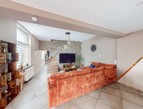                                         Woning te koop in Carnières, € 260.000
