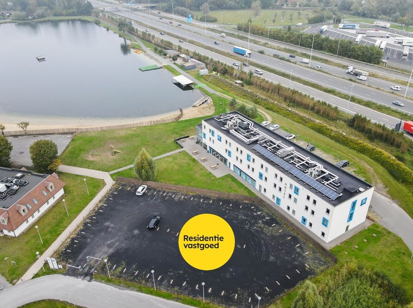 Ontdek deze unieke investeringskans aan het Klein Strand van Jabbeke. Gelegen vlakbij de E40 waardoor het ibis budget de ideale bestemming is om het h