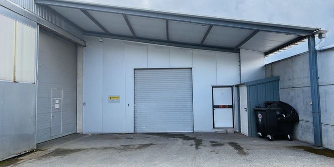 Bedrijfsvastgoed te huur in Passtraat 125 bus bus 2, 9100 Sint-Niklaas