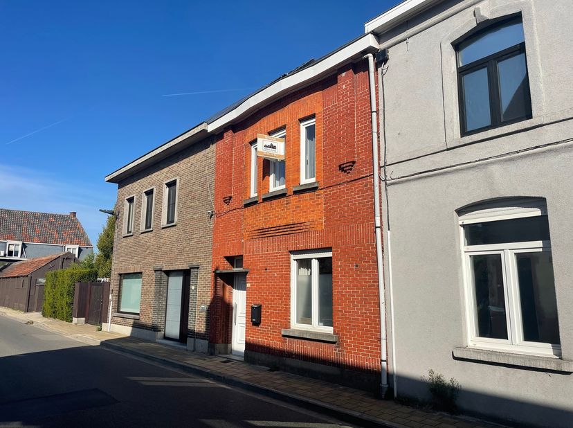Maison à louer à Magerstraat 5,
                    9070 Heusden