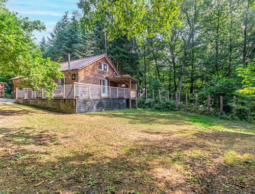                                         Chalet te koop in Oignies-en-Thiérache, € 120.000
