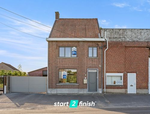                                         Maison à vendre à Oostrozebeke, € 379.000
