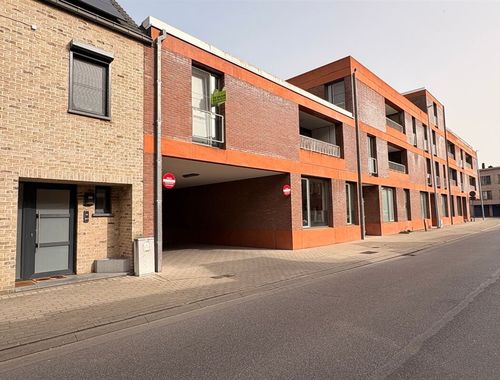                                         Appartement à louer à Sint-Gillis-Bij-Dendermonde, € 835
