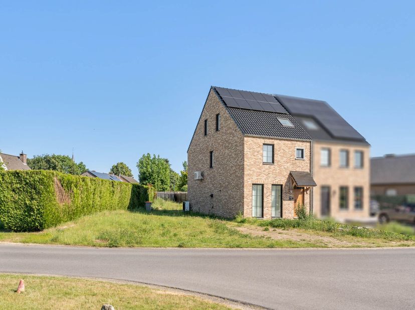Energiezuinige BEN-nieuwbouwwoning (EPC A) met hedendaags wooncomfort, rustig gelegen vlakbij groen én dichtbij sport- en recreatiemogelijkheden, wink