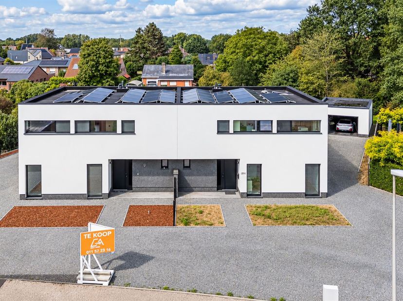 Huis te koop in Korenhof 28 bus 2,
                    3550 Zolder