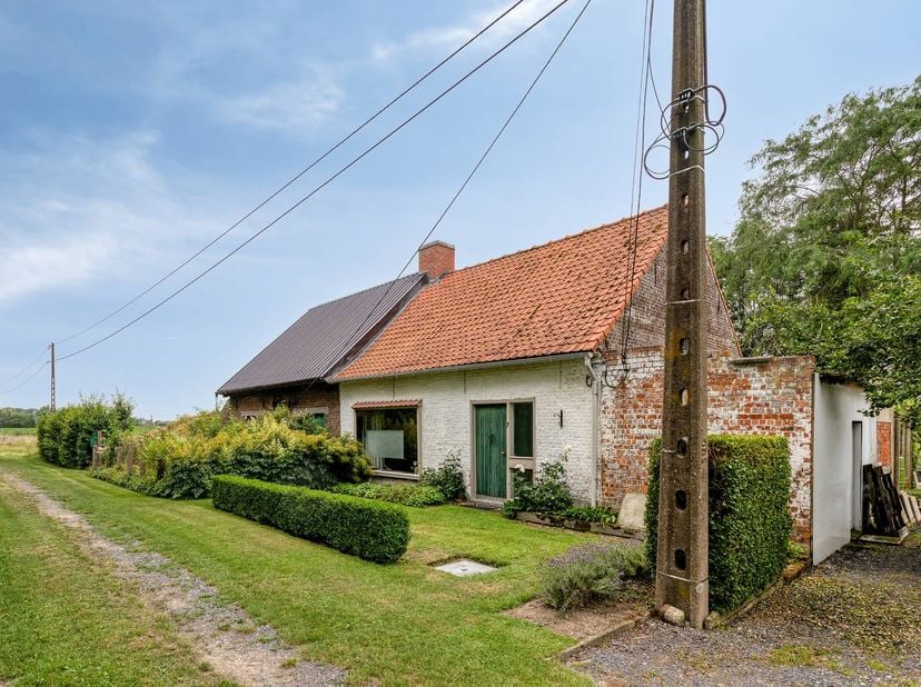 Huis te koop in Dominiek Saviostraat 7,
                    8800 Roeselare