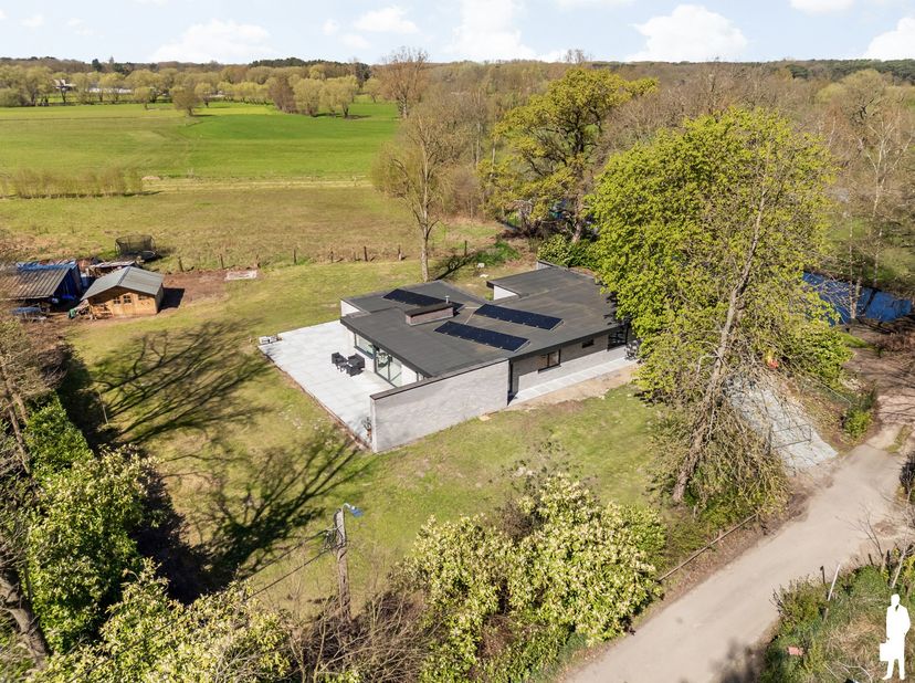 Unieke energetische (A-Label) laagbouwvilla met verzicht op topligging te Bonheiden.<br />
BESCHRIJVING:<br />
Bent u op zoek naar een kwalitatieve la