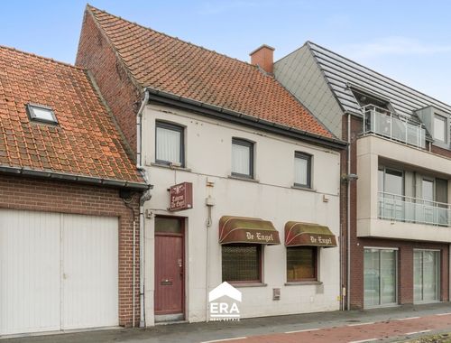                                         Maison à vendre à Zwevezele, € 125.000
