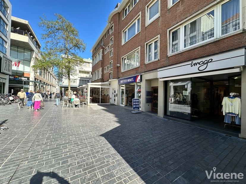 Bedrijfsvastgoed te huur in Wittenonnenstraat 22,
                    8400 Oostende