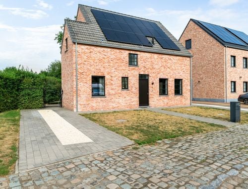                                         Woning te koop in Berlaar, € 595.000
