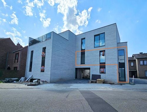                                         Appartement à louer à Opgrimbie, € 1.200
