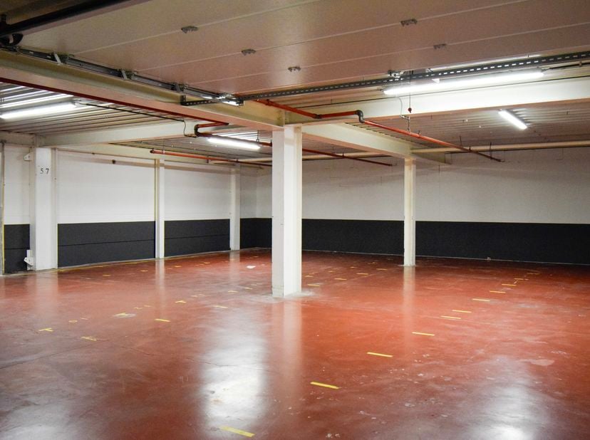 Bedrijfsvastgoed te huur in ,
                    9150 Kruibeke
