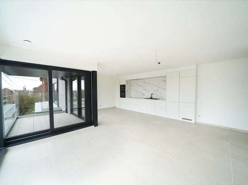 Appartement te koop in ,
                    6110 Montignies-le-Tilleul