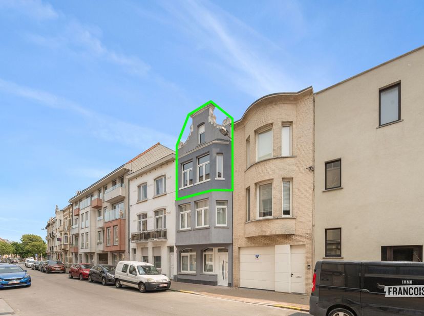 Appartement te koop in Koninginlaan 5 bus V2,
                    8370 Blankenberge