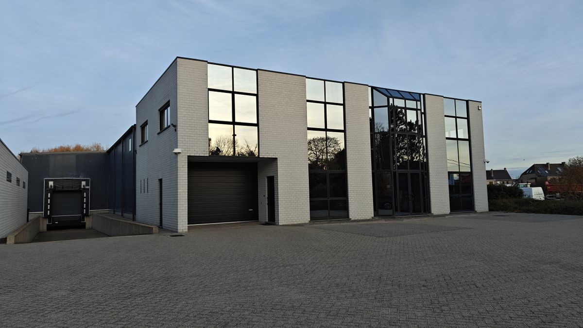 Bedrijfsgebouw te huur