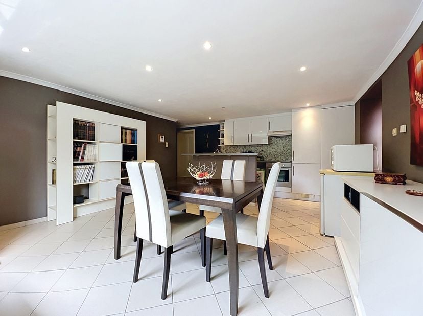 Appartement te koop in Rue Vinave 127,
                    4030 Grivegnée