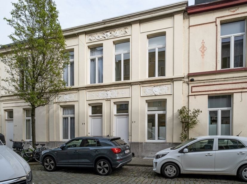 Huis te huur in Leemputstraat 45,
                    2600 Berchem