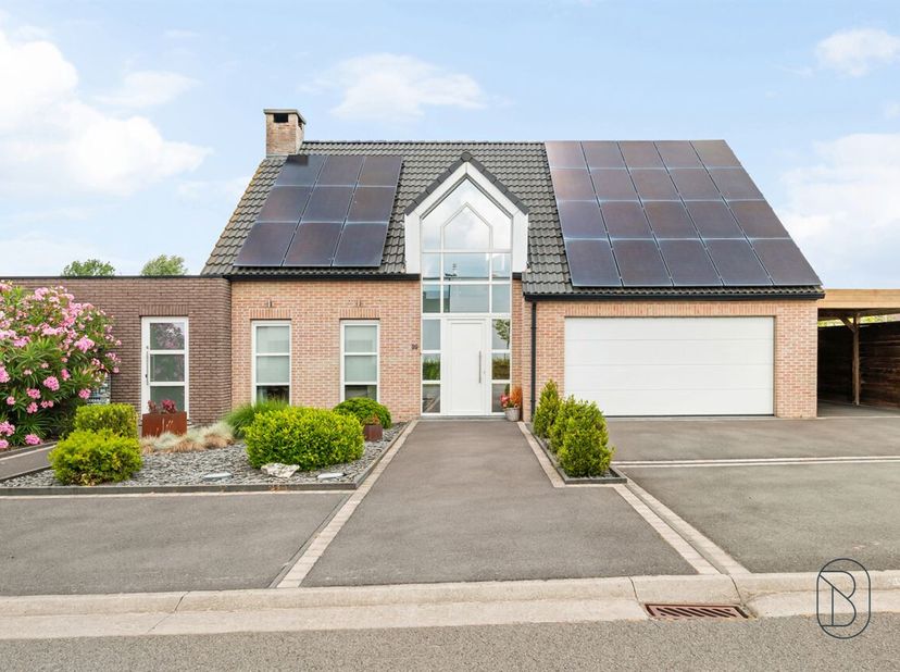 Te koop: Hedendaagse villa met zwembad in Dottenijs! <br />
In de gegeerde woonwijk La Cabocherie in Dottignies bevindt zich deze hedendaagse villa. D