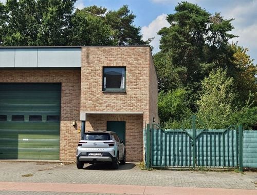                                         Opslagplaats te huur in Genk, € 895
