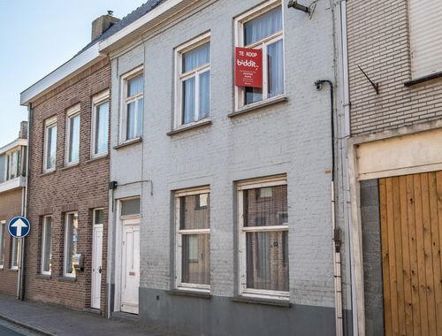                                         Woning te koop in Roesbrugge-Haringe, € 75.000
