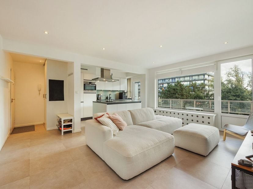 Appartement te koop in Fruithoflaan 114,
                    2600 Berchem