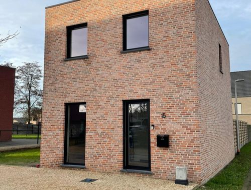                                         Maison à vendre à Oostham, € 375.000
