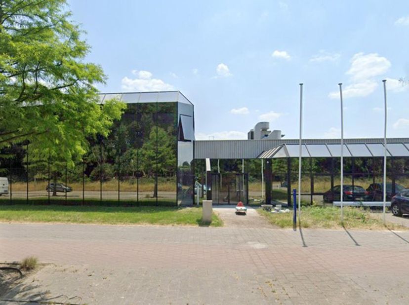 Bien professionnel à louer
                    à 2610 Wilrijk
