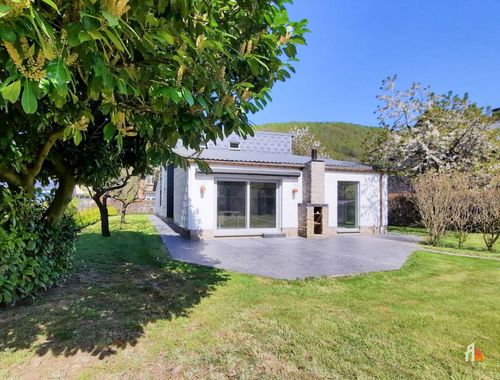                                         Villa à vendre à Chaudfontaine, € 425.000
