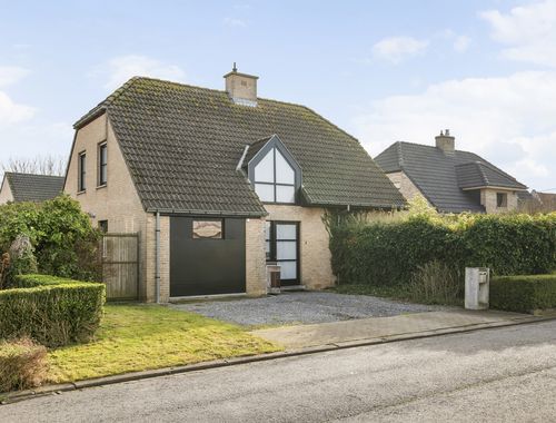                                         Villa à vendre à Espierres, € 395.000
