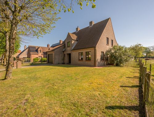                                         Woning te koop in Sijsele, € 490.000
