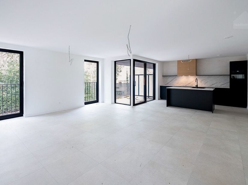 Appartement te koop in Meerlaarstraat 94 bus 102,
                    2430 Vorst