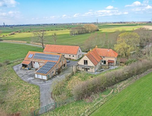                                         Villa-landhuis te koop in Beerst, € 695.000
