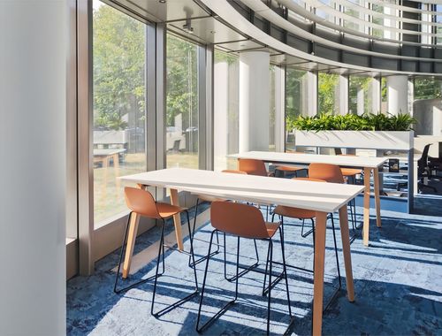                                         Bureaux à louer à Schaerbeek, € 65
