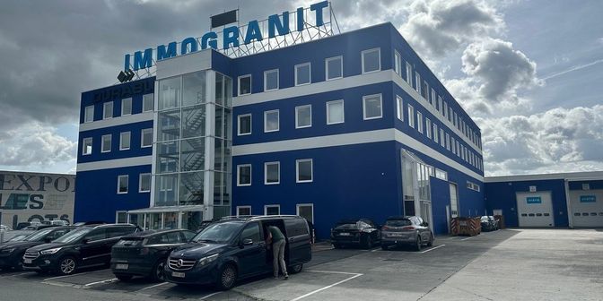 Bedrijfsvastgoed te huur in Industriepark-Drongen 14 - v1 bus 06/07, 9031 Drongen