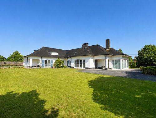                                         Villa à vendre à Beveren-Leie, € 1.280.000
