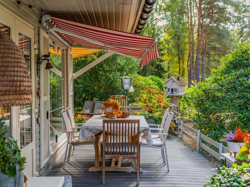 Op zoek naar een eigen vakantieverblijf waar je op elk moment van het jaar kunt genieten van rust, natuur én een interessant verhuurrendement? Deze ge