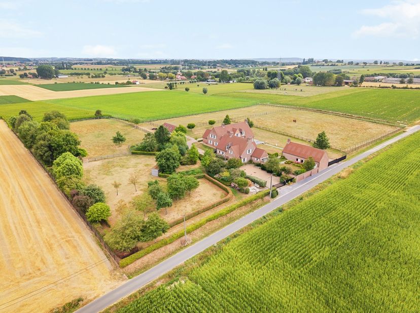 Maison à vendre à ,
                    8550 Zwevegem