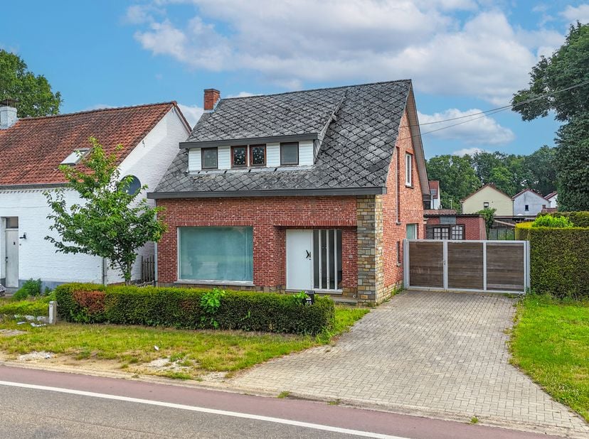 Huis te koop in M. Scheperslaan 60,
                    3550 Zolder