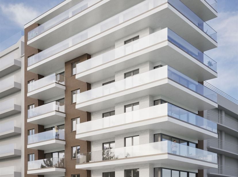 Met trots presenteren wij Residentie Mystic, een eigentijds en stijlvol woonproject gelegen op de hoek van het Mouchotteplein in Middelkerke. Dit opva