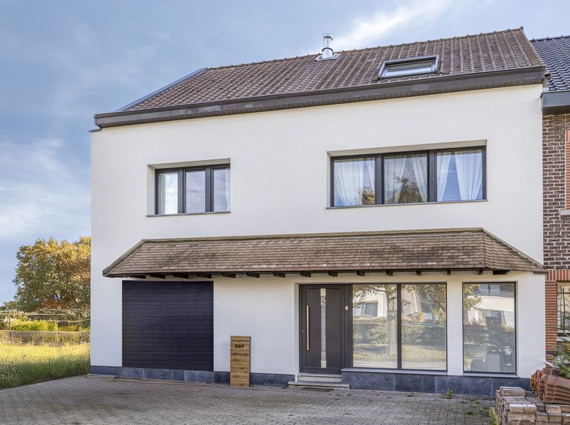 Huis te koop in Aalstersesteenweg 507,
                    9400 Okegem
