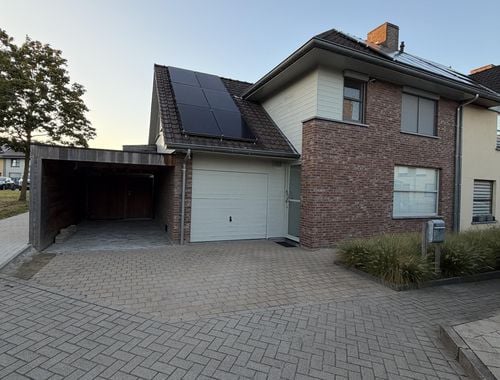                                         Hoekwoning te koop in Roeselare, € 349.000
