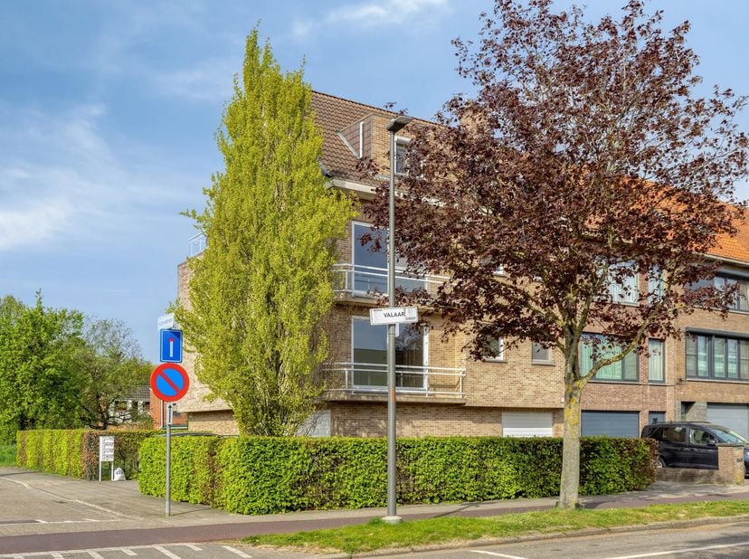 !!!Gelieve uw bezoekaanvraag per e-mail te sturen naar info@brvastgoed.be, met vermelding van uw naam, gsm-nummer en het adres van het te bezoeken pan