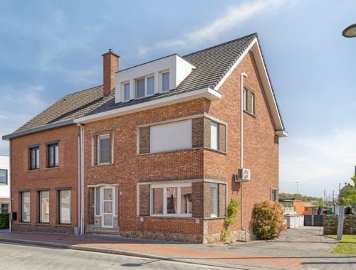                                         Maison à vendre à Puurs, € 485.000
