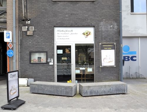                                         Handelspand te koop in Harelbeke, € 195.000
