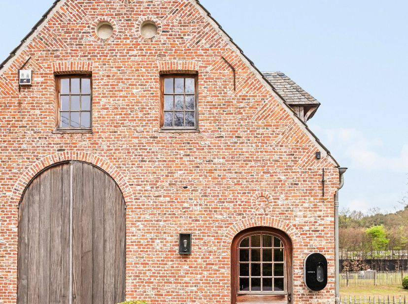 Hof ter Beeldeken - Domein Grote Spaandervoorthoeve anno1607 met oppervlakte van 34.061m² en uitbreiding mogelijk<br />
Exclusieve villa aan het Vries