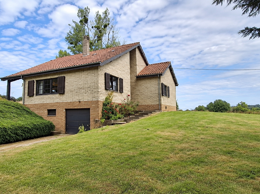 Huis te koop in ,
                    6760 Bleid